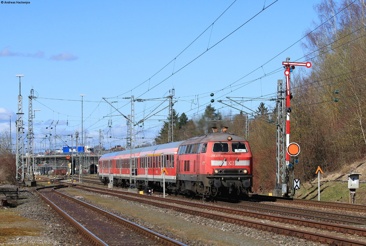 218 417-4 mit dem RE 22327 (Villingen(Schwarzw)-Ulm Hbf) am Esig Villingen 13.3.20