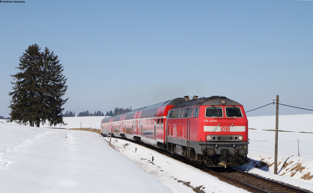 218 420-8 mit dem RE 57508 (München Hbf-Füssen) bei Seeg 9.3.16