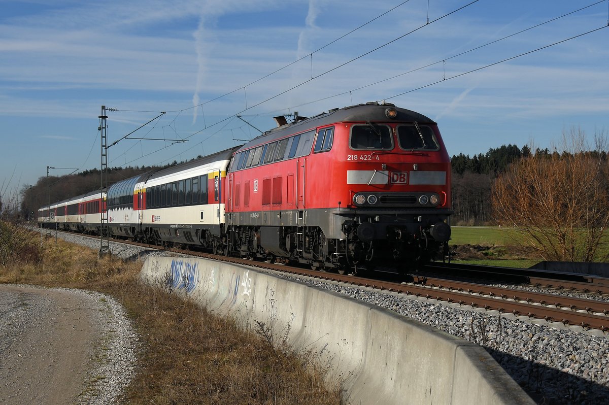 218 422 am 06.01.18 mit dem EC aus Zürich bei München-Aubing