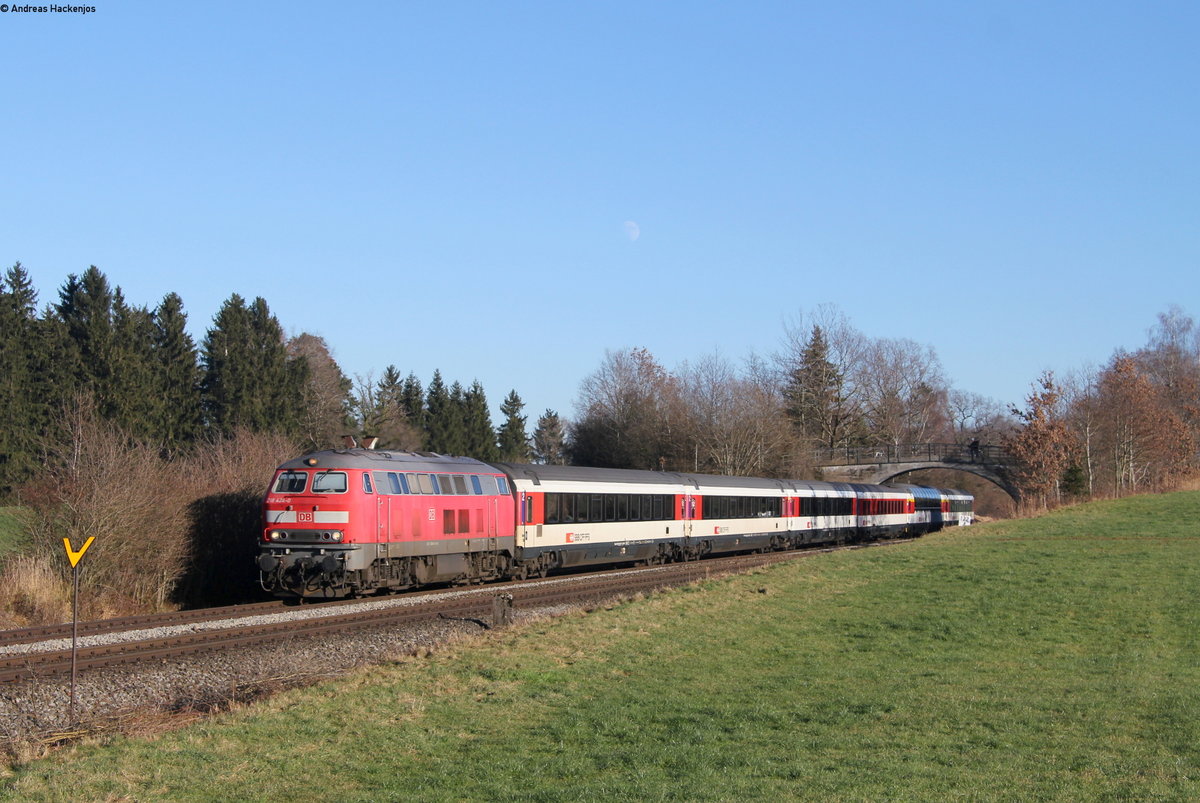 218 424-0 mit dem EC 194 (München Hbf-Zürich HB) bei Mellatz 6.1.20