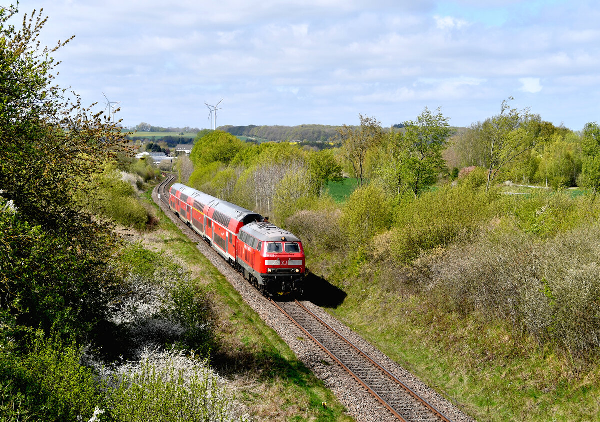 218 425 mit RE 56858 L�beck Hbf - Bad Kleinen am 25.04.2026 bei Sch�nberg
