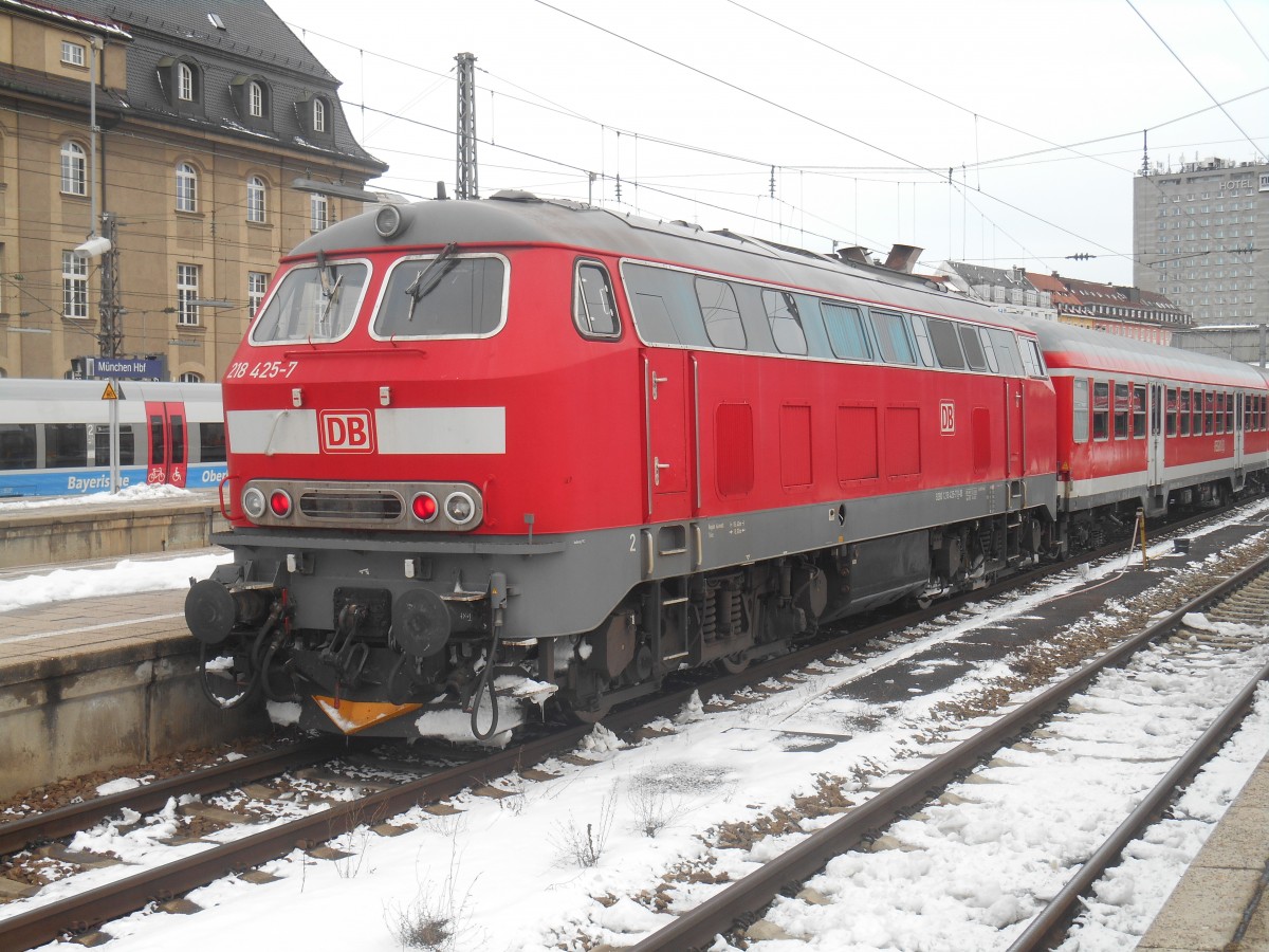 218 425 mit RE nach Memmingen in München HBF. Februar 2015
