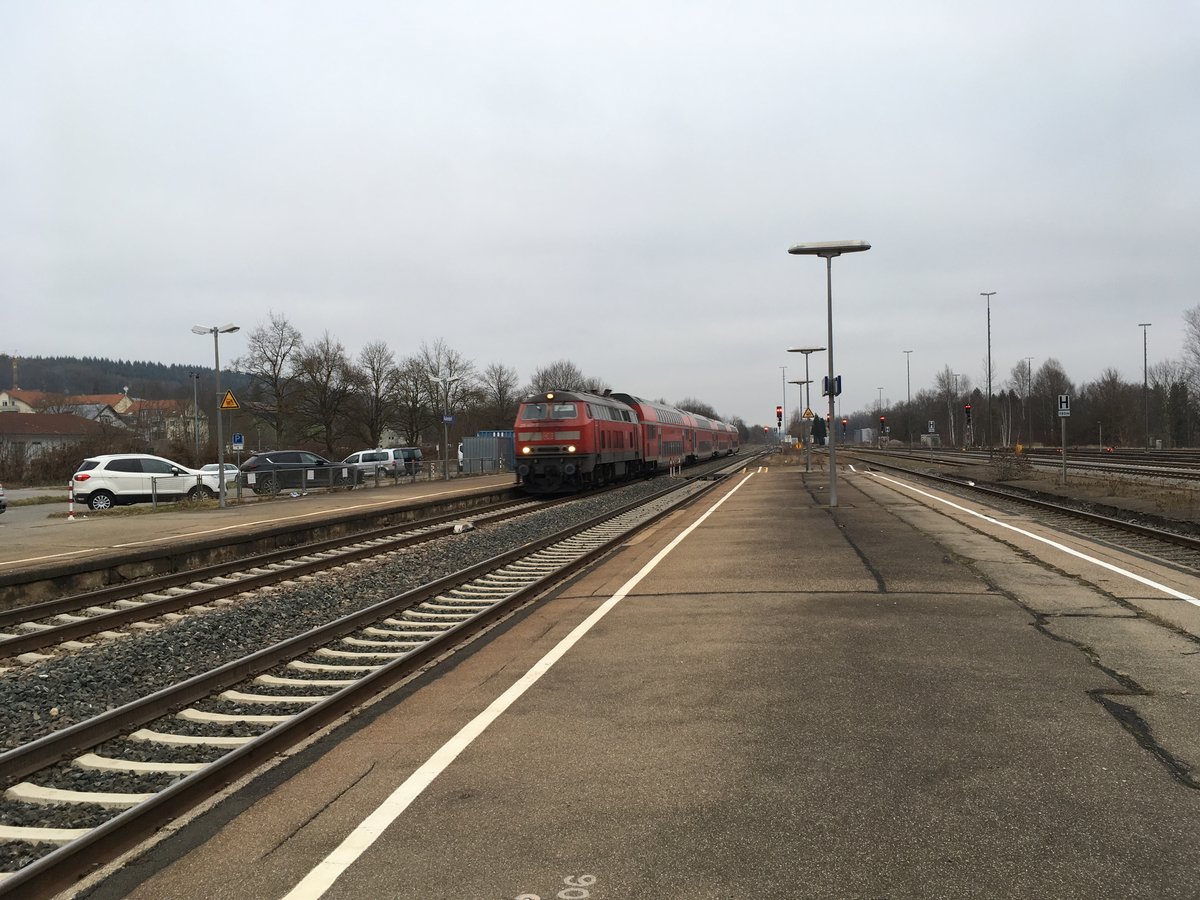 218 427 als IRE nach Lindau am 14.01.18 in Aulendorf