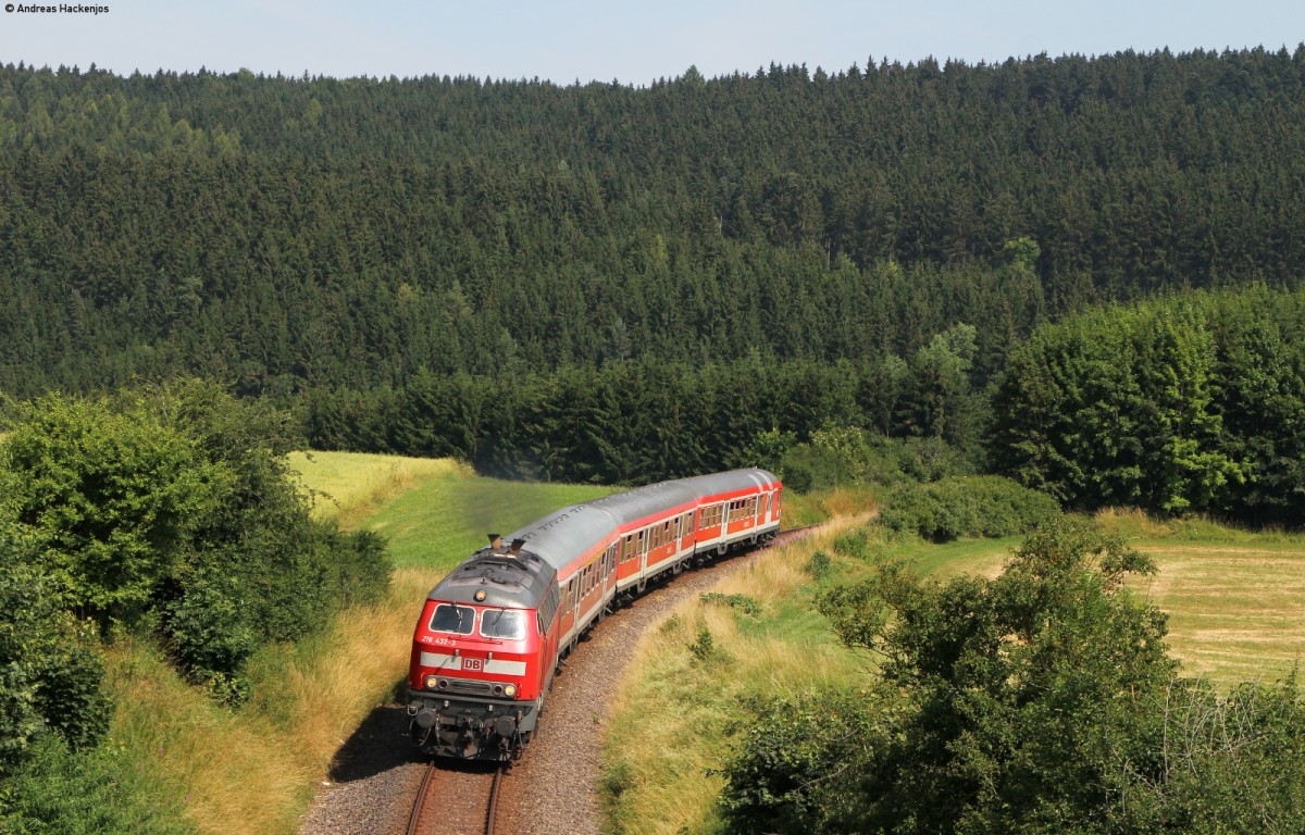 218 432-3 mit dem IRE 3220 (Ulm Hbf-Neustadt(Schwarzw)) bei Unadingen 4.7.15
