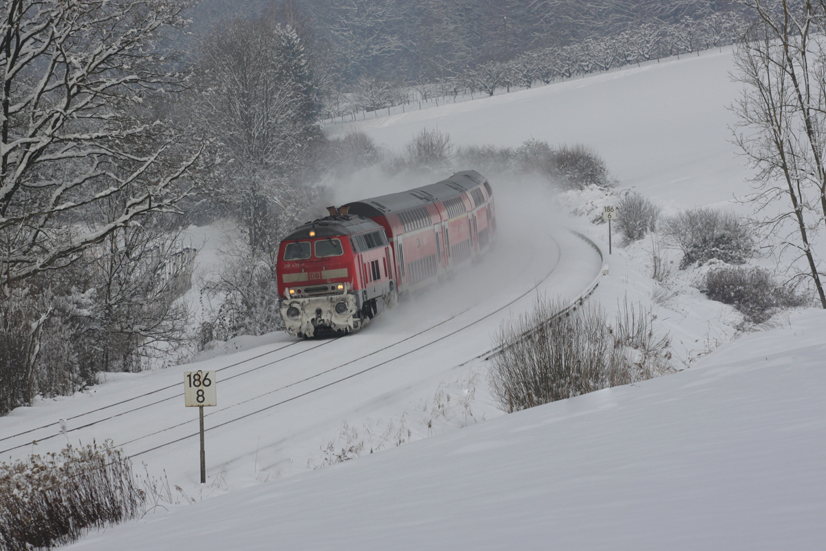 218 436 mit einem IRE auf dem Weg nach Lindau. 31.12.2014
