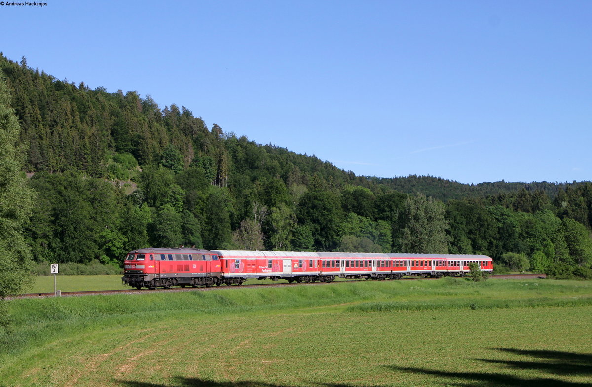 218 438-0 mit dem RE 22333 (Donaueschingen-Ulm Hbf) bei Immendingen 8.6.19