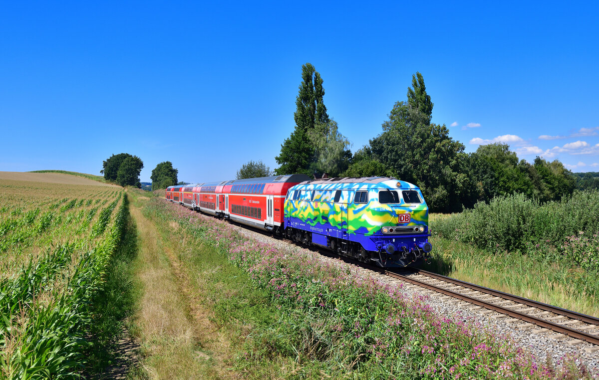 218 443 mit einer RB am 14.08.2022 bei Weidenbach.