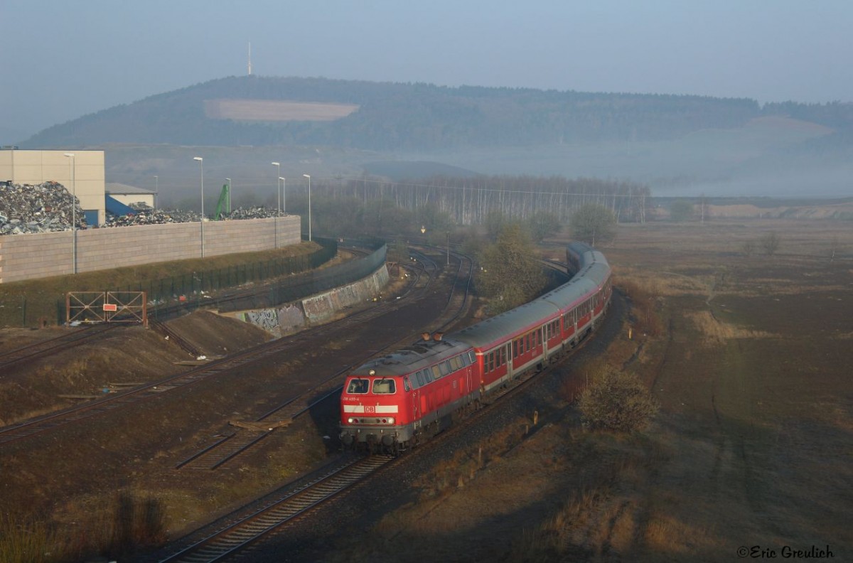 218 455 mit einer RB von Hannover nach Bad Harzburg am 29.03.14 kurz hinter Oker.