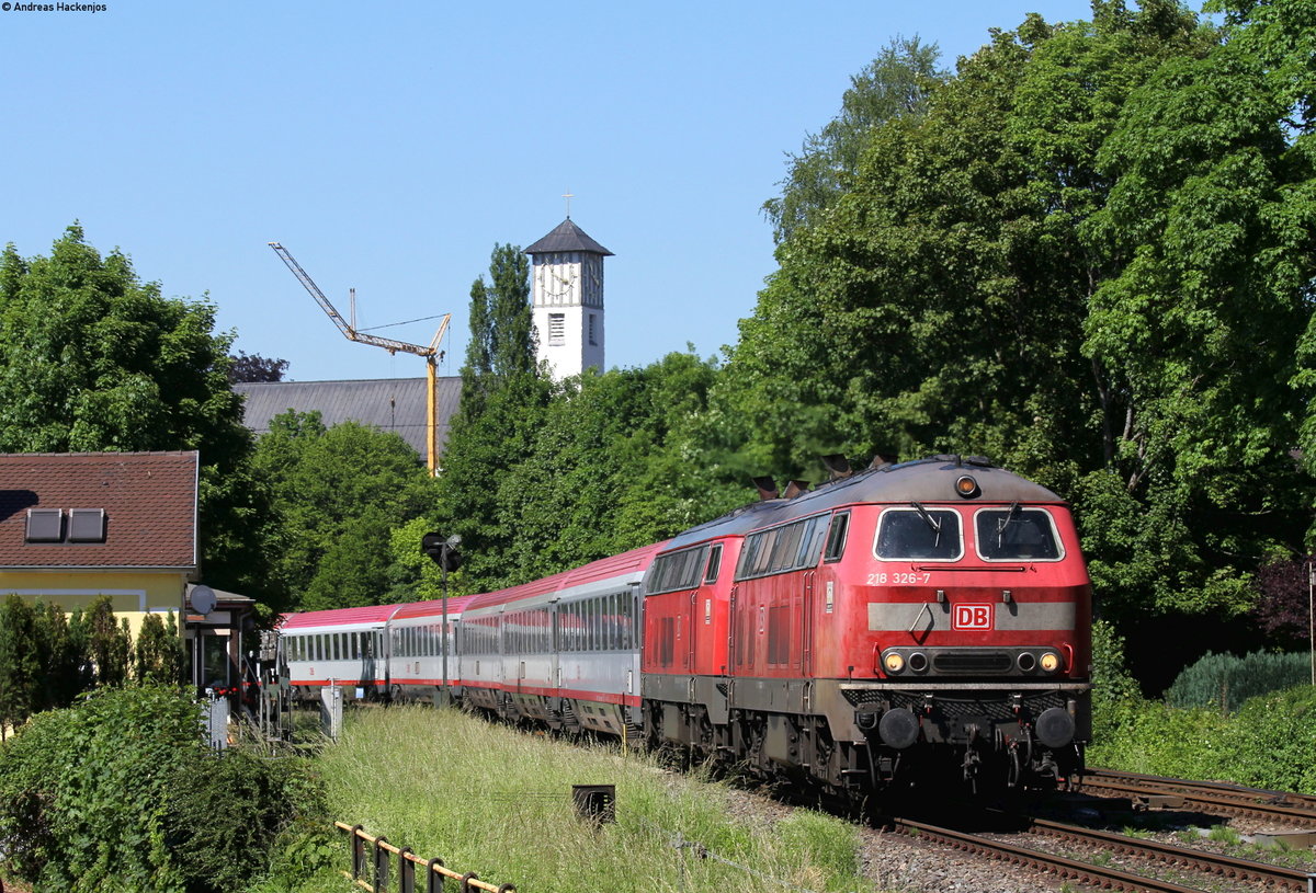 218 456-2 und 218 326-1 mit dem IC 119 (Münster(Westf)Hbf-Innsbruck Hbf) in Lindau Aeschach 27.5.17