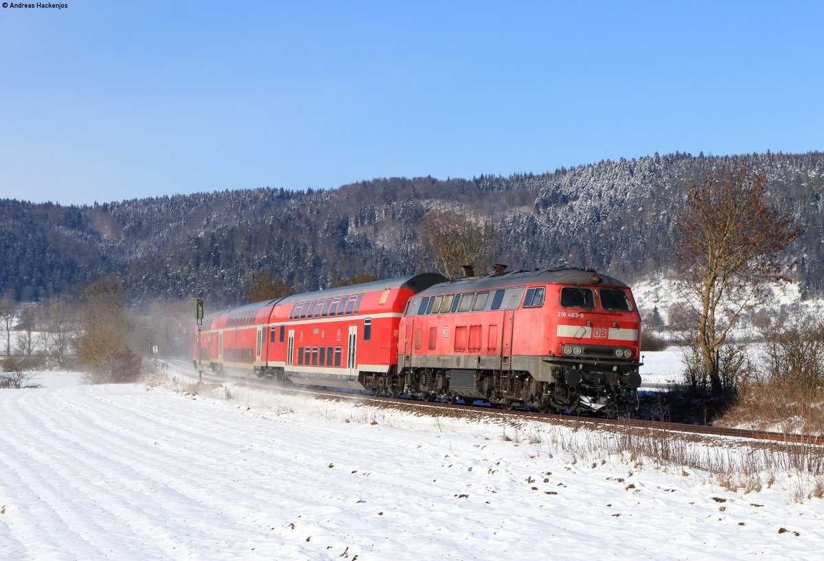 218 463-8 mit dem RE 3217 (Donaueschingen-Ulm Hbf) bei Nendingen 12.2.21