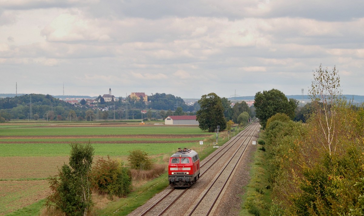 218 464-6 fährt zwischen Erbach(Württ) & Laupheim in Richtung Biberach(Riß). 25.09.2015