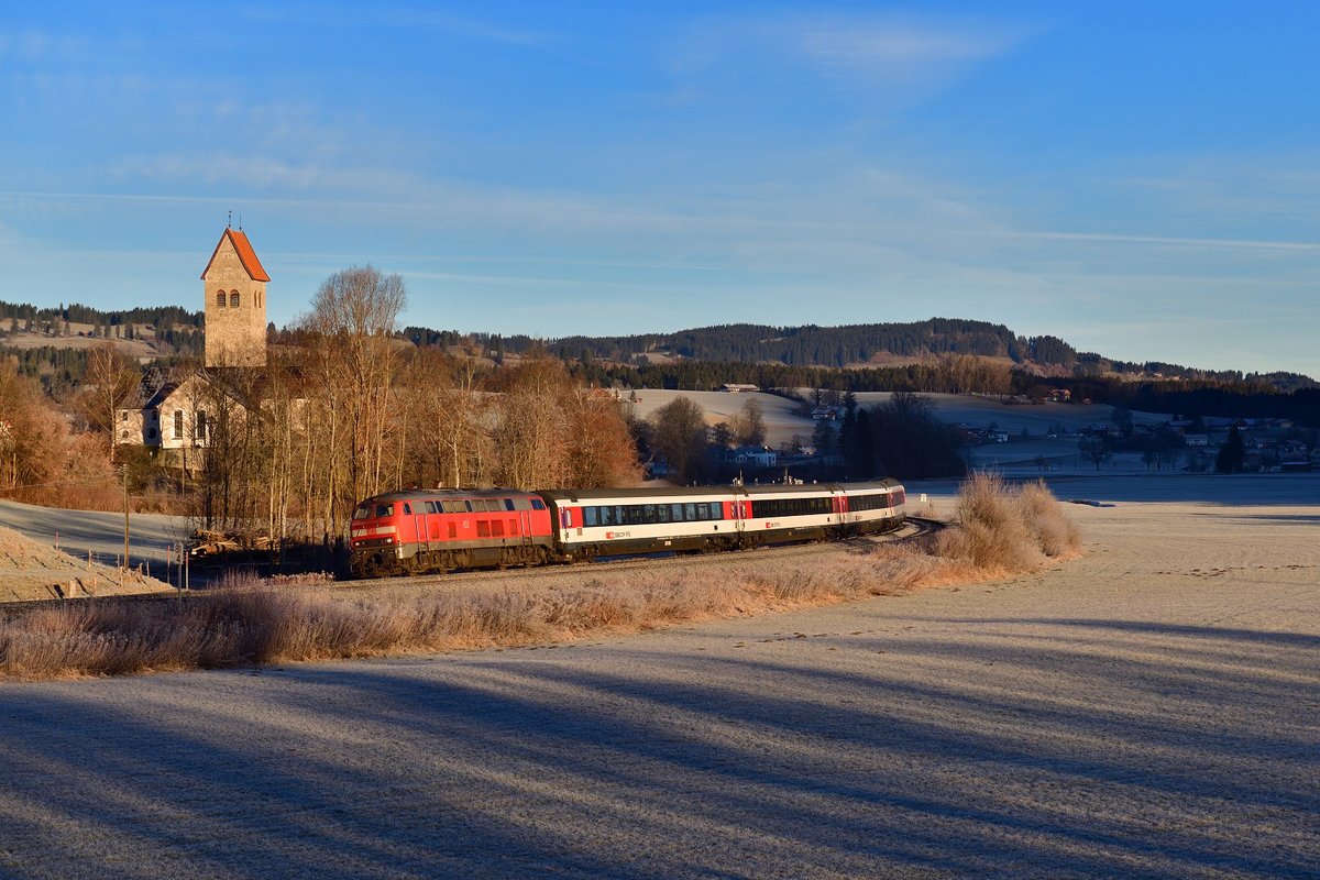 218 465 mit EC 196 am 12.01.2020 bei Stein.