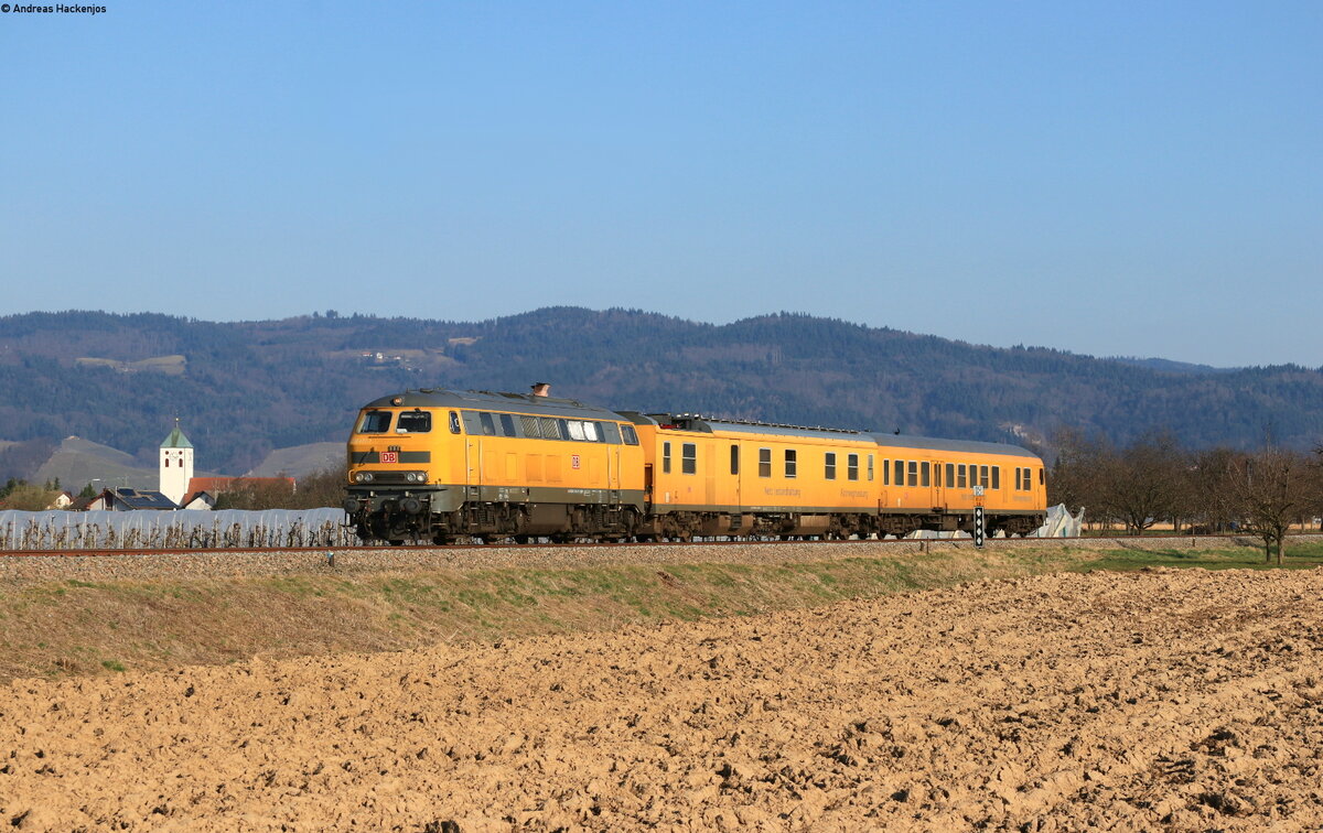 218 471-1 mit dem Mess NbZ 94349 (Bad Griesbach - Appenweier) bei Zusenhofen 5.3.22