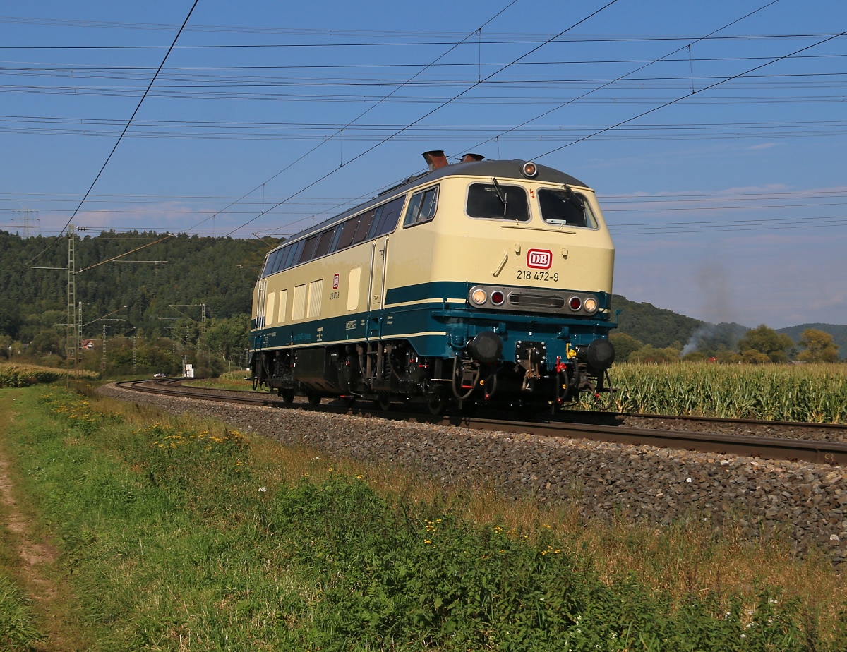 218 472-9 als Tfzf in Fahrtrichtung Süden. Aufgenommen am 22.09.2017 zwischen Mecklar und Ludwigsau-Friedlos.