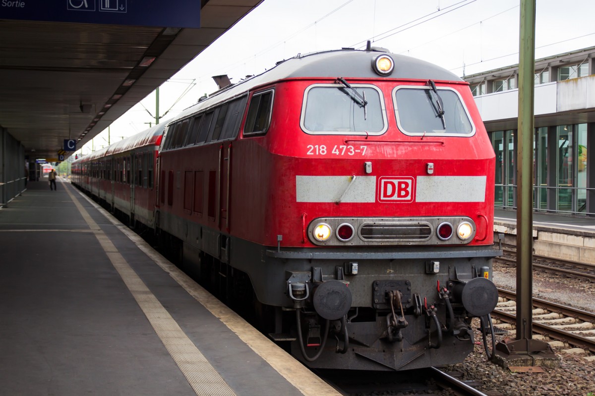 218 473-7 bereit zur Ausfahrt in Hannover Hbf. 29.5.14
