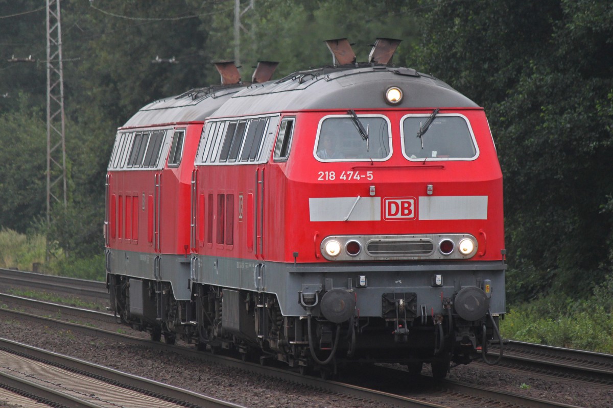 218 474 fuhr am 8.8.13 mit 218 452 durch Dedensen-Gümmer.
