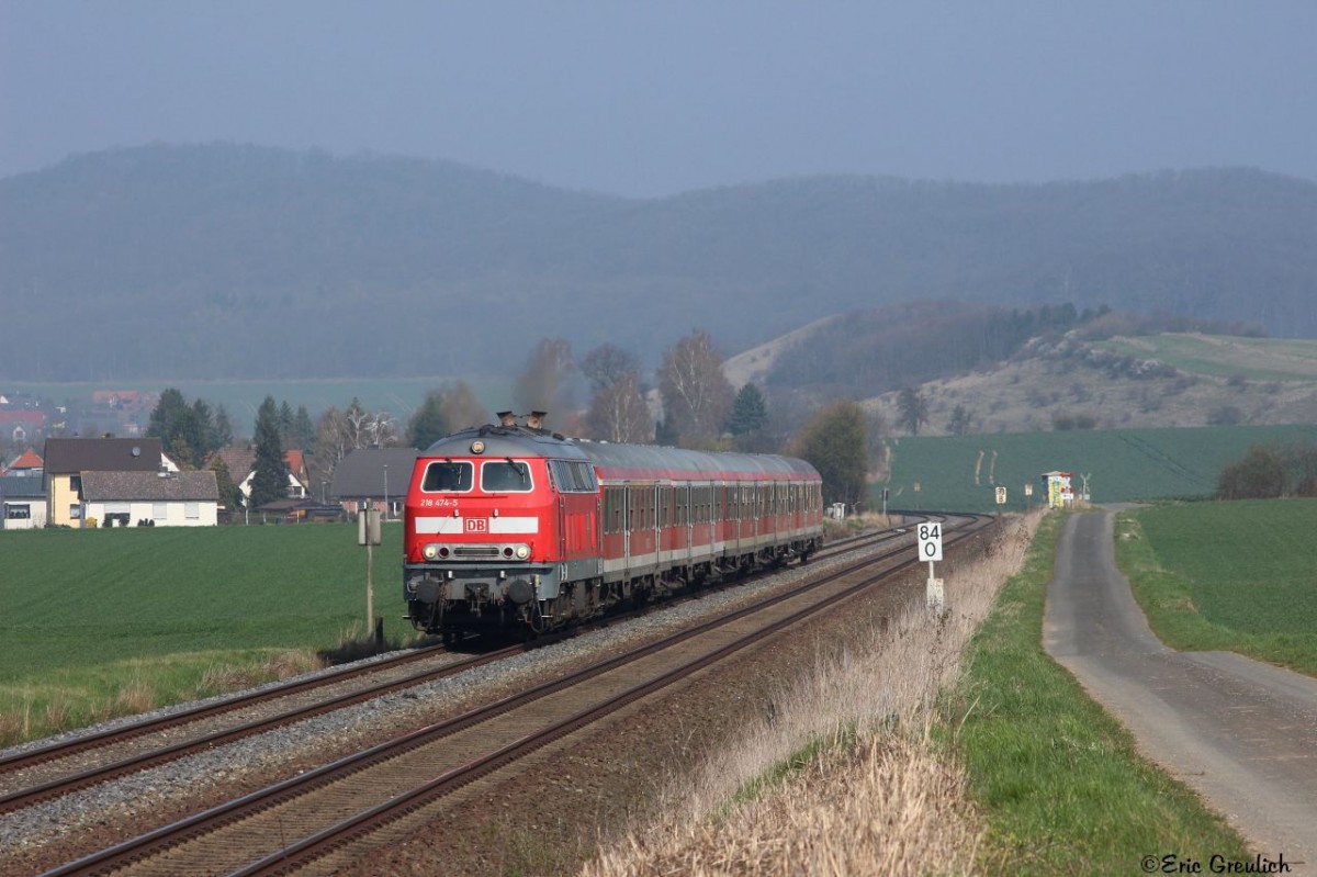 218 474 mit einer RB von Hannover nach Braunschweig bei Heißum am 29.03.14.