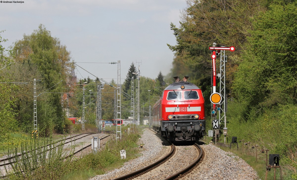 218 476-0 mit dem RE 22304 (Neustadt(Schwarzw)-Rottweil) bei Villingen 4.5.14
