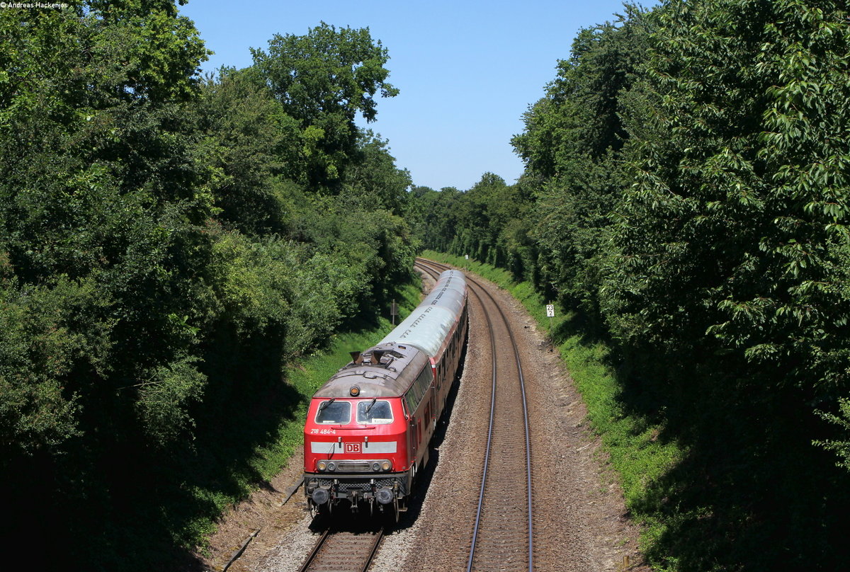 218 484-4 mit dem RE 12027 (Neustadt(Weinstr)Hbf-Karlsruhe Hbf) bei Insheim 29.6.19
