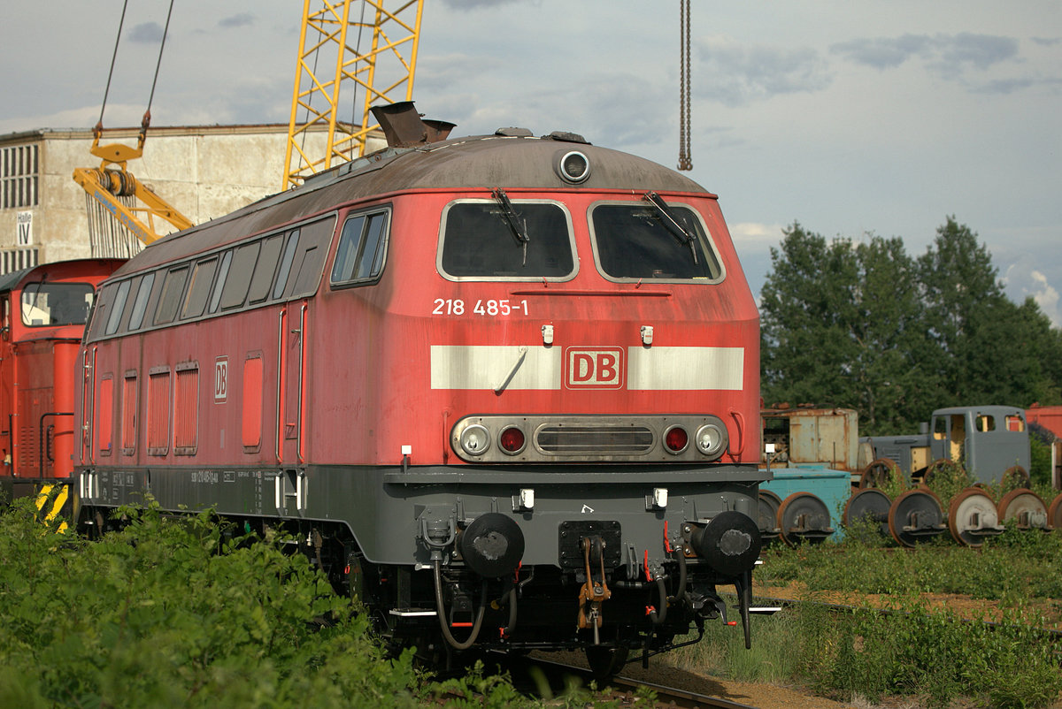 218-485-1 , aufgearbeitet, nach einer Hauptuntersuchung (?) in Brieske, auf dem Gelände der WISAG. 26.06.2020 17:58 Uhr.