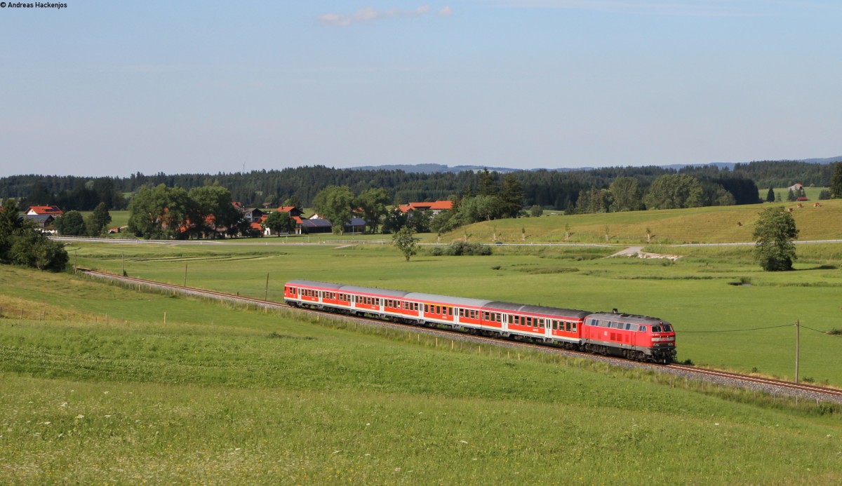 218 492-7 mit der RE 57512 (München Hbf-Füssen) bei Lengenwang 22.614
