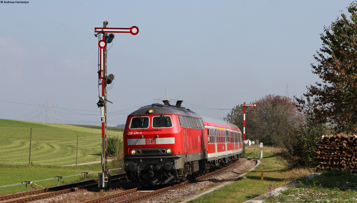 218 495-0 mit dem RE 22311 (Rottweil-Neustadt(Schwarzw)) in Döggingen 3.10.14