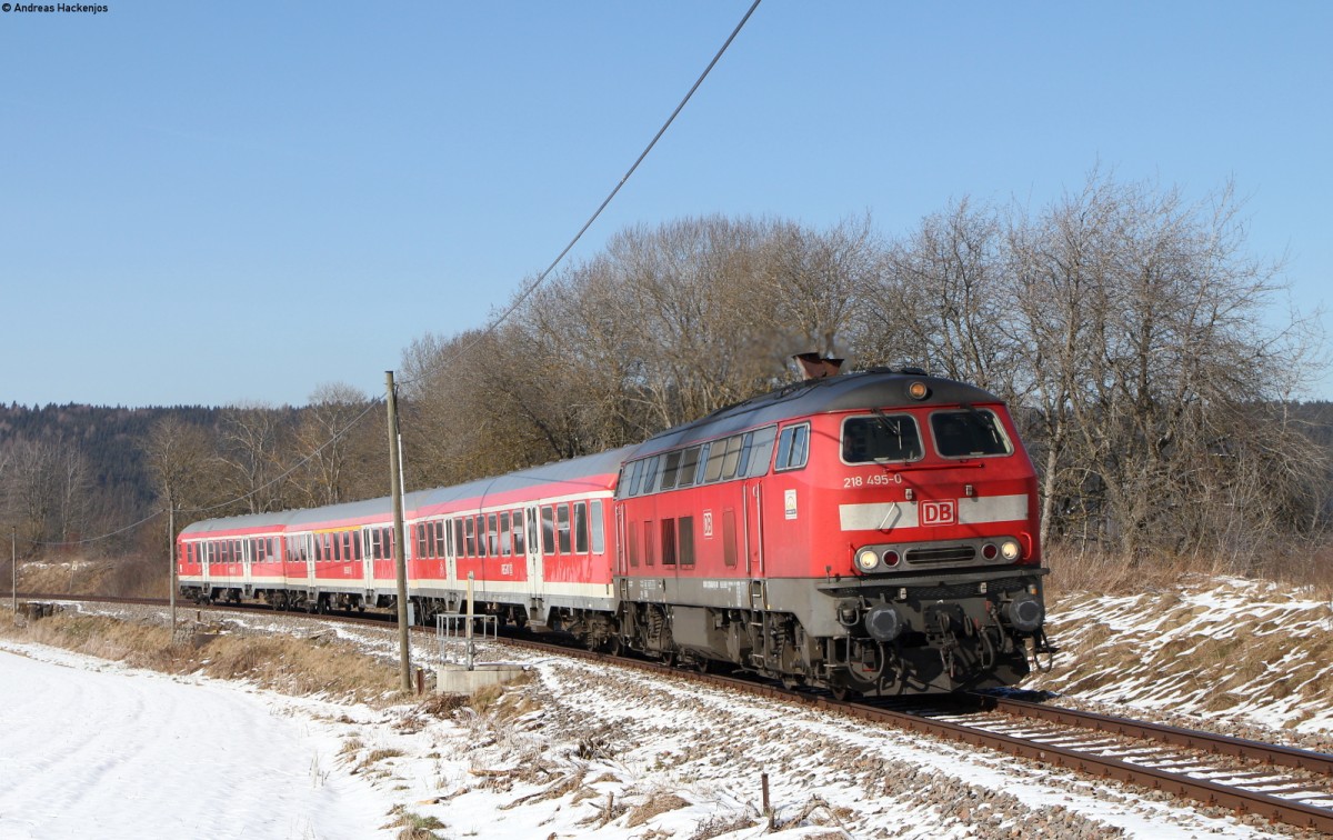 218 495-0 mit dem RE 22311 (Rottweil-Neustadt(Schwarzw)) bei Unadingen 27.2.16