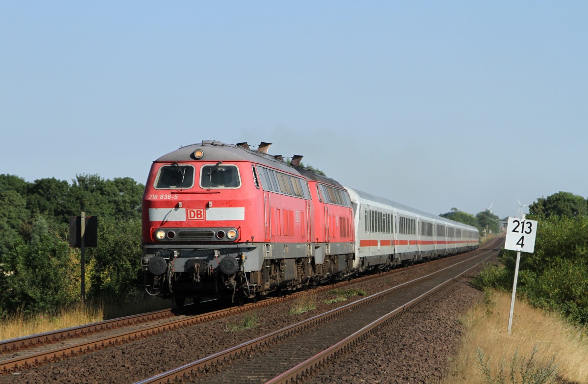 218 836 in Klanxbüll-Dreieckskoog am 23.07.14.