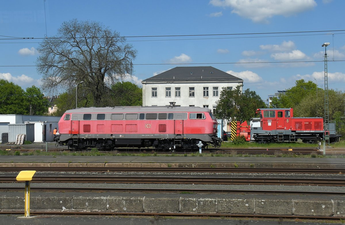 218 838 am 09.05.16 im Hofer Hbf 