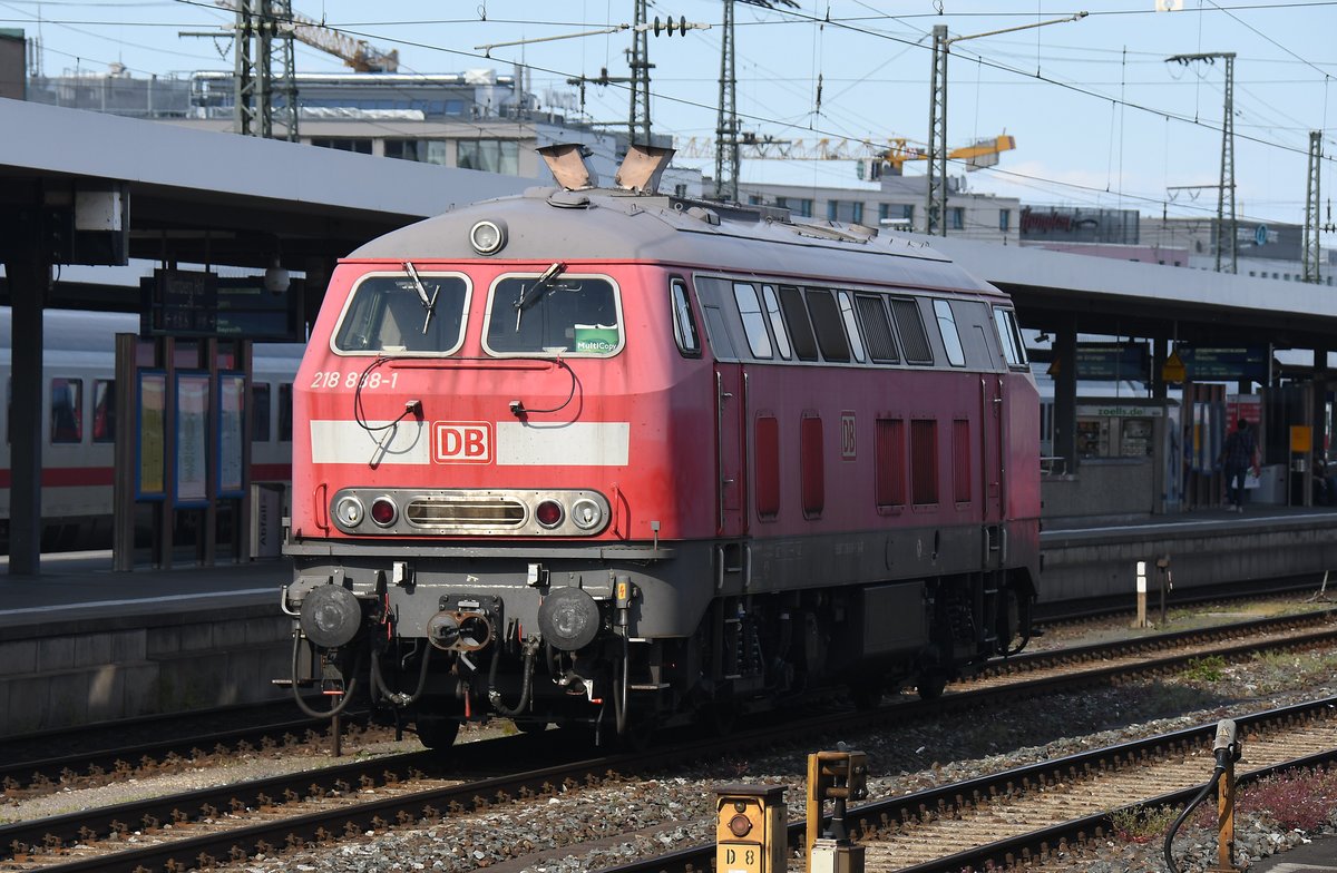 218 838 am 09.05.16 in Nürnberg Hbf