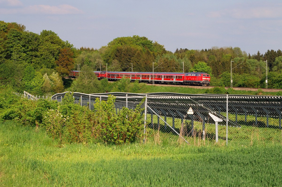 218 xxx mit RE 57514 bei Trkenfeld (14.05.2013)