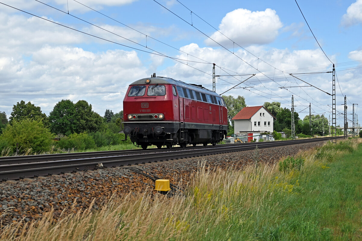219 001 rollte am 03.07.26 leer durch Gr�fenhainichen Richtung Bitterfeld.