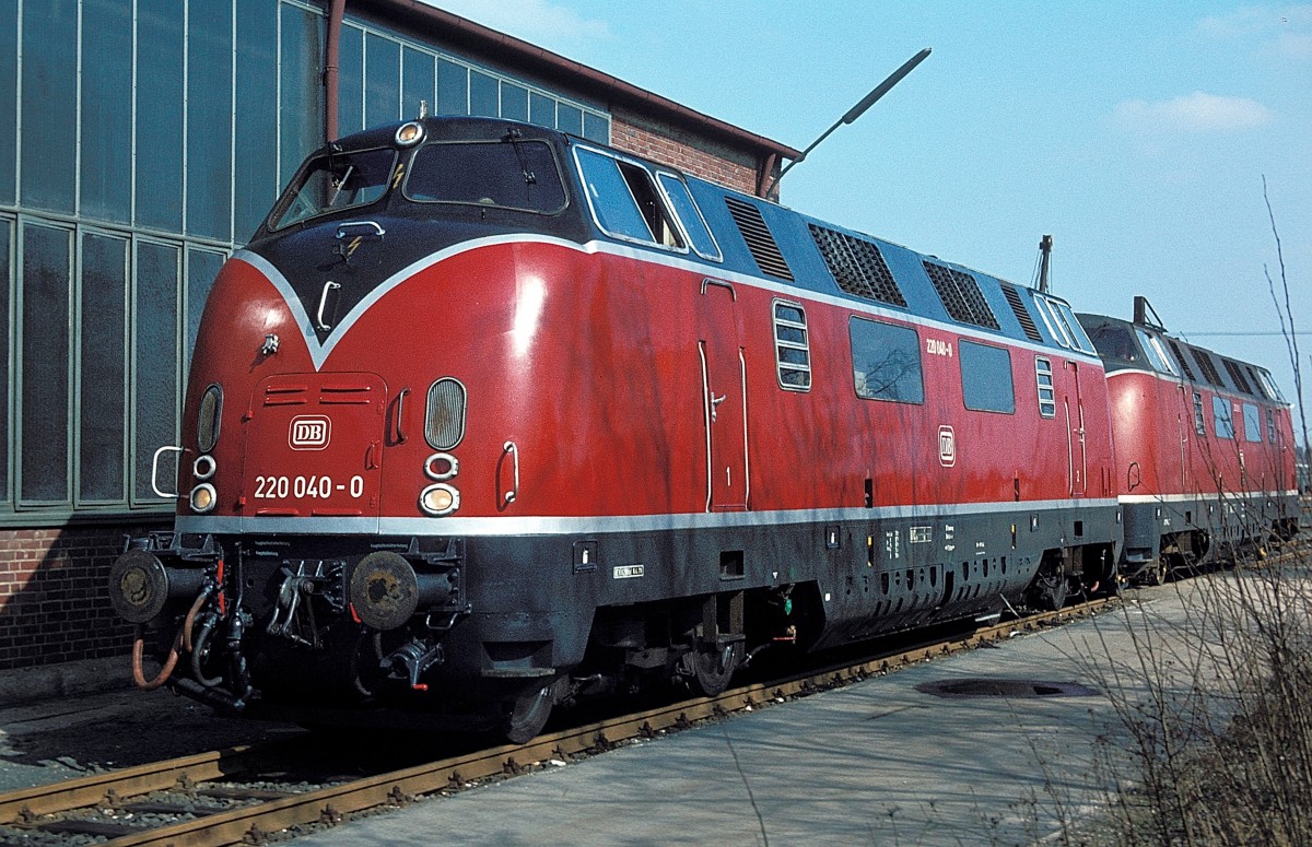  220 040  Nürnberg  09.04.79 