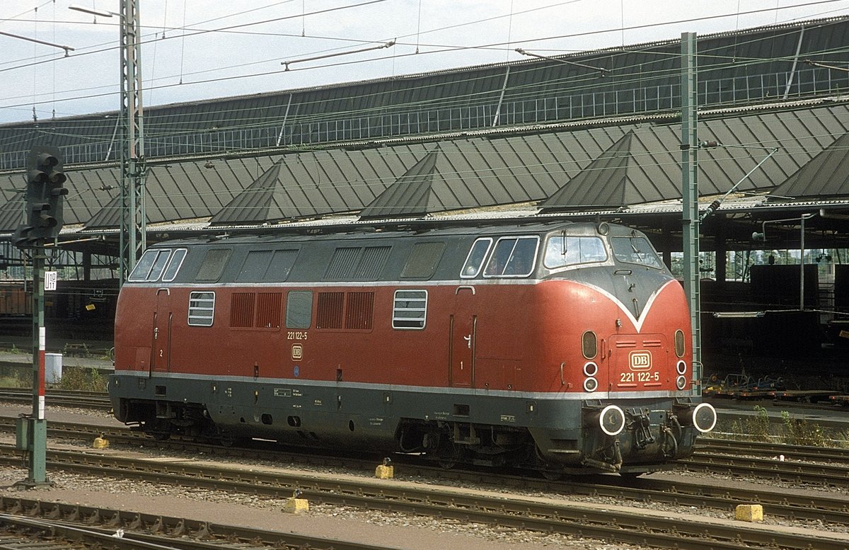 221 122  Wanne - Eickel  27.07.85