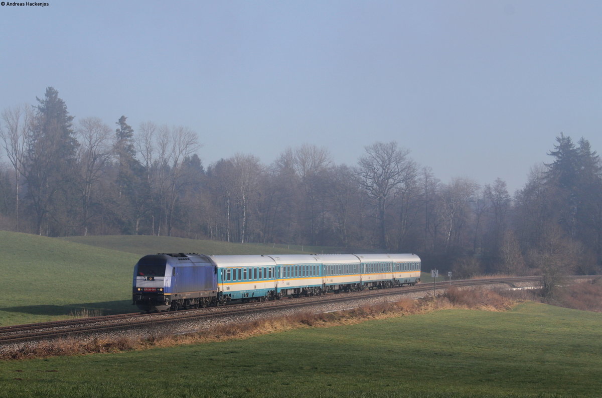 223 001 mit dem ALX84106 (München Hbf-Hergatz) bei Wohmbrechts 6.1.20