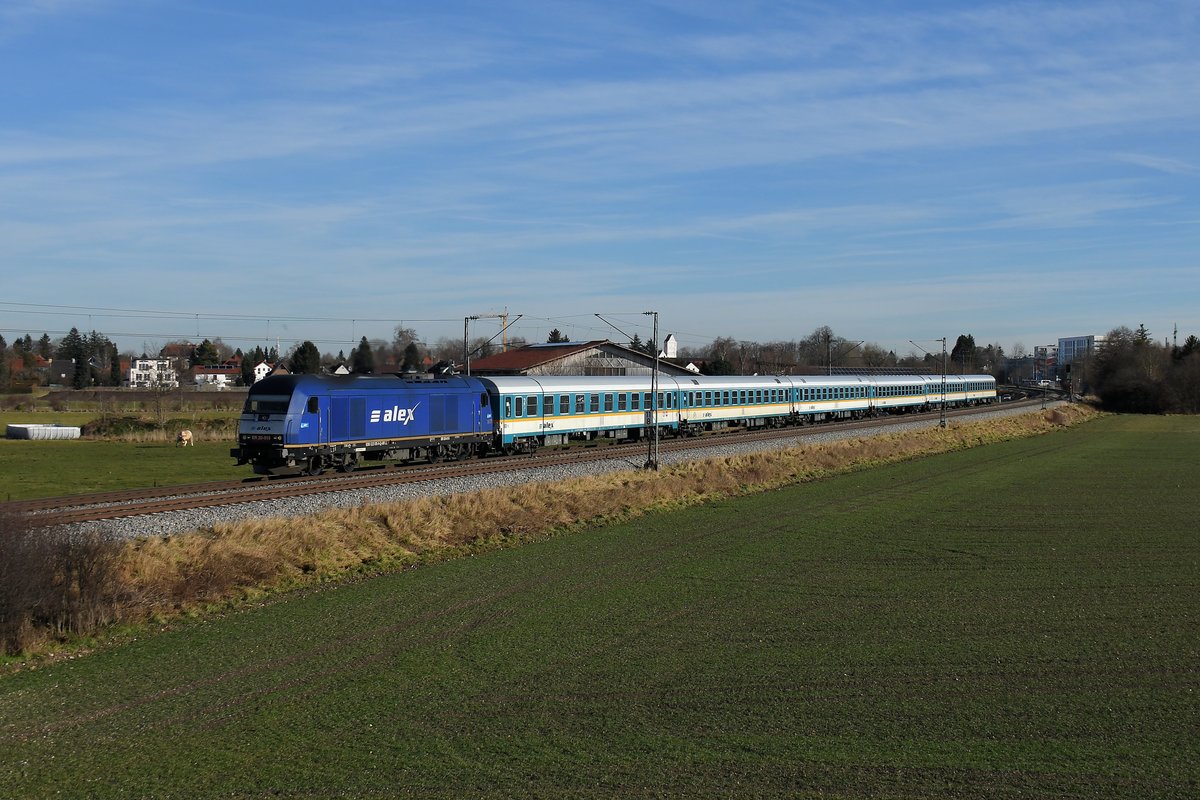223 015 am 06.01.18 bei München-Aubing