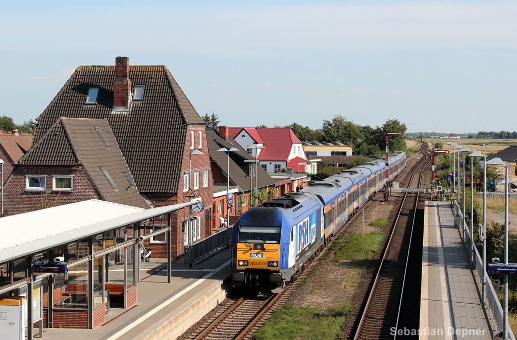 223 055 mit einer NOB am 28.8.13 in Klaxb�ll nach Westerland