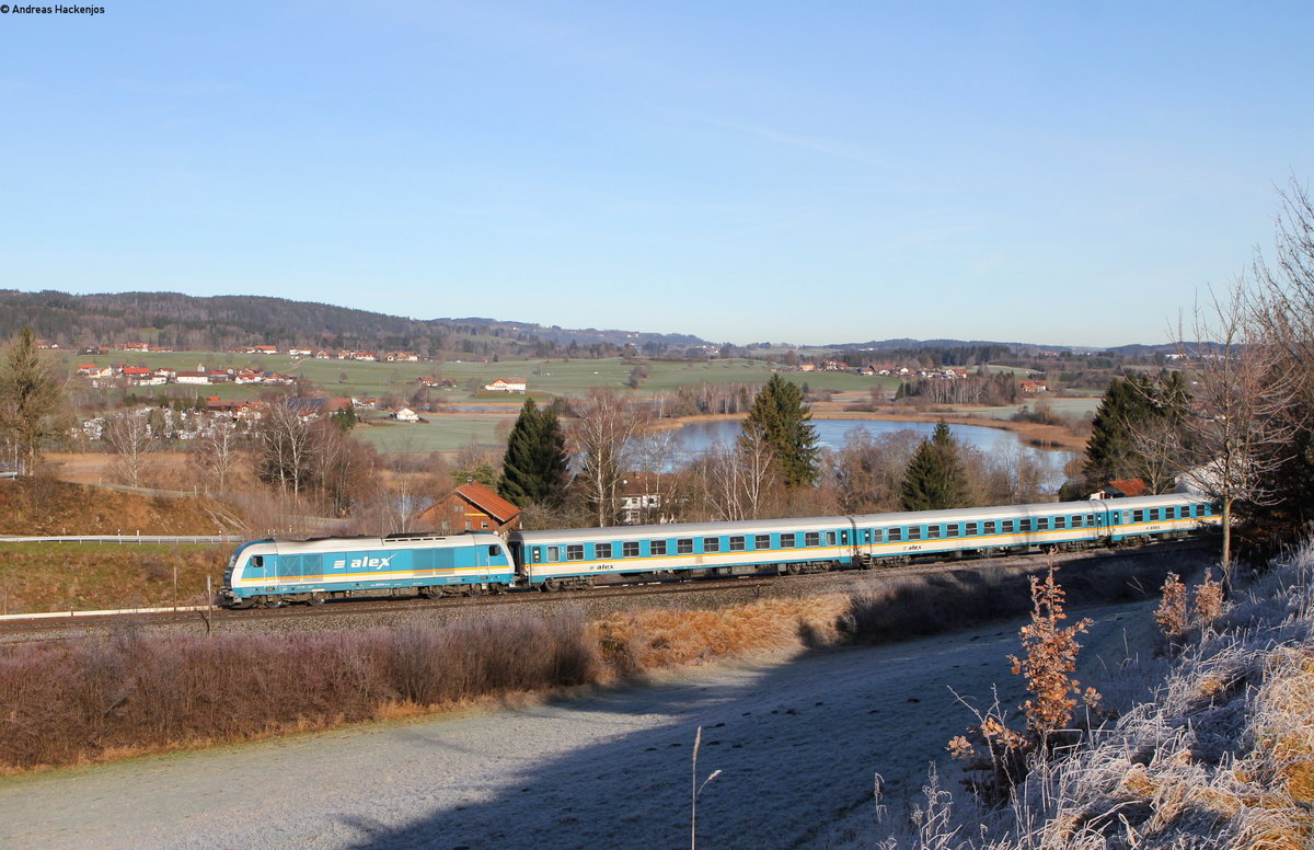 223 061 mit dem ALX84106 (München Hbf-Hergatz) bei Martinszell 29.12.19