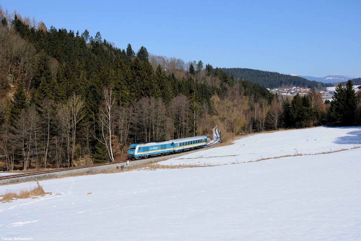 223 062 (92 80 1223 062-1 D-DLB) mit Leerreisezug bei Osterbrünnl am 25.02.2018 