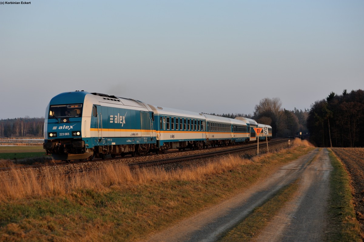223 065 mit ALX 84110 von München Hbf nach Hof Hbf bei Oberteich, 19.03.2015
