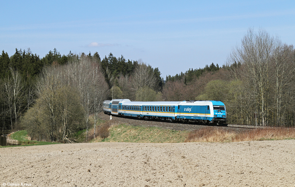 223 066 mit Alx 84115 am 19.04.2015 bei Oberteich.