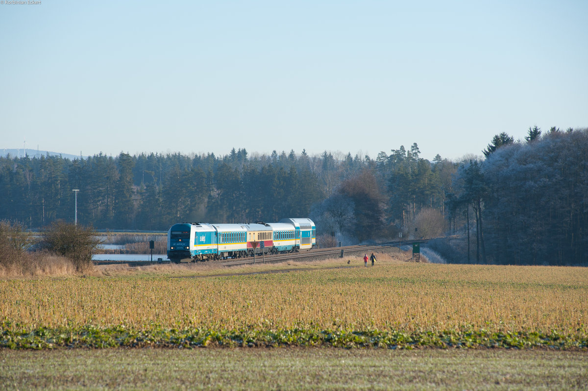 223 070 mit dem ALX 84106 von München nach Hof Hbf bei Oberteich, 30.12.2016