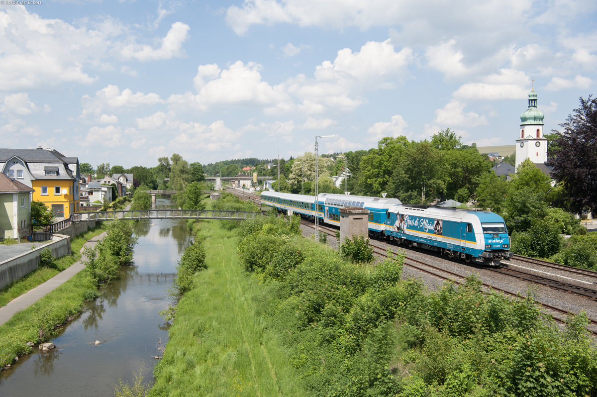 223 072 mit dem ALX 84106 von Hof Hbf nach München Hbf bei Oberkotzau, 26.05.2018