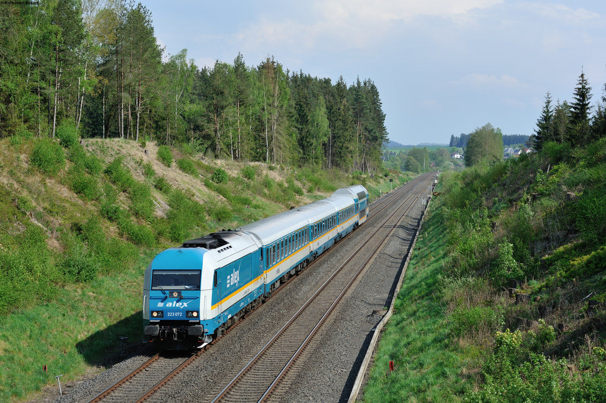 223 072 mit dem ALX84108 von München Hbf nach Hof bei Marktleuthen, 13.05.2016