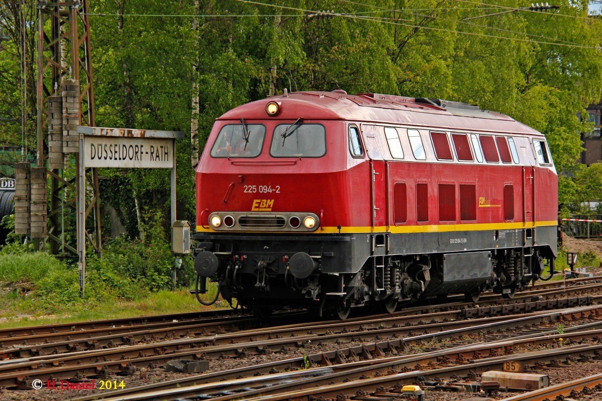 225 094-2 EBM Cargo in D�sseldorf Rath, April 2014.