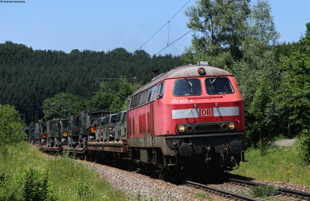 225 802-8 mit dem 98801 (Kornwestheim Rbf-Immendingen) bei Neufra 30.6.16