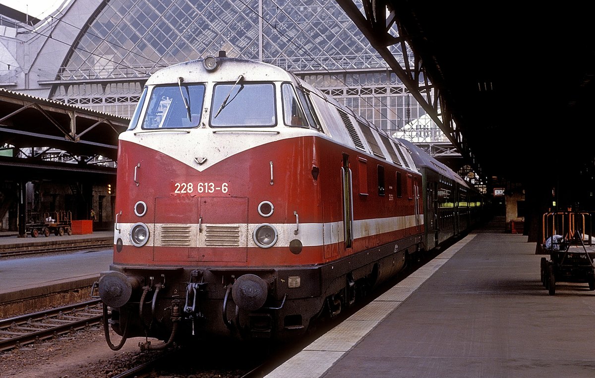 228 613  Dresden Hbf  23.05.92
