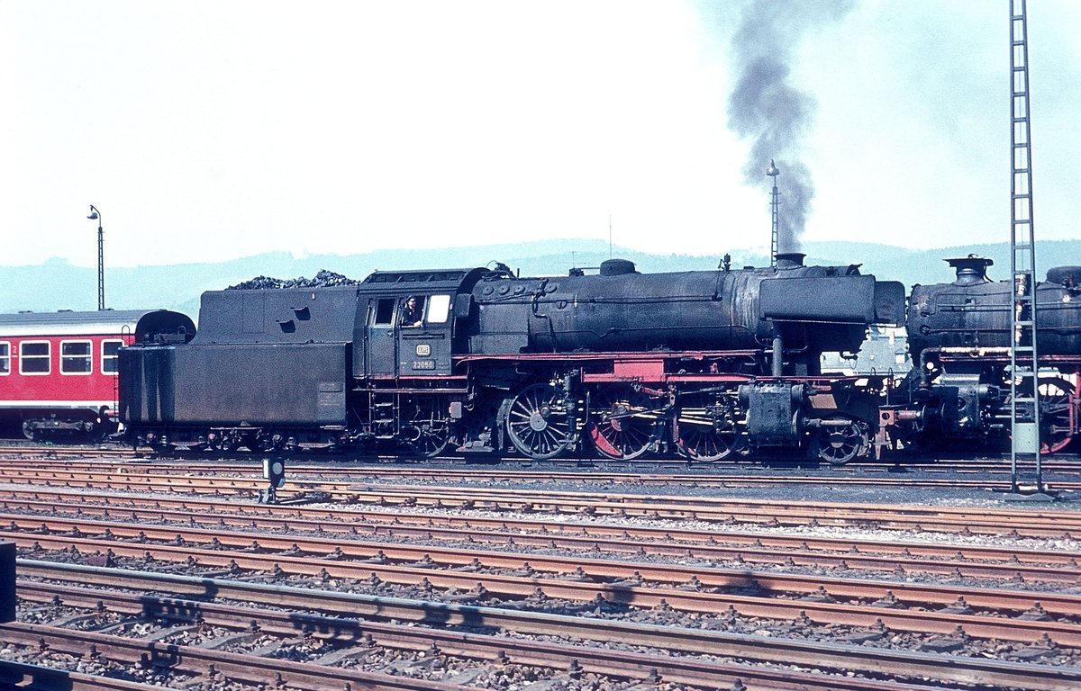 23 050  ------------   05. 1969