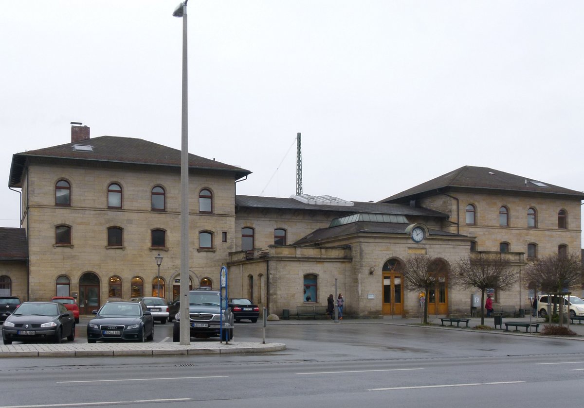 23. Januar 2014, der Bahnhof Lichtenfels in Oberfranken, die