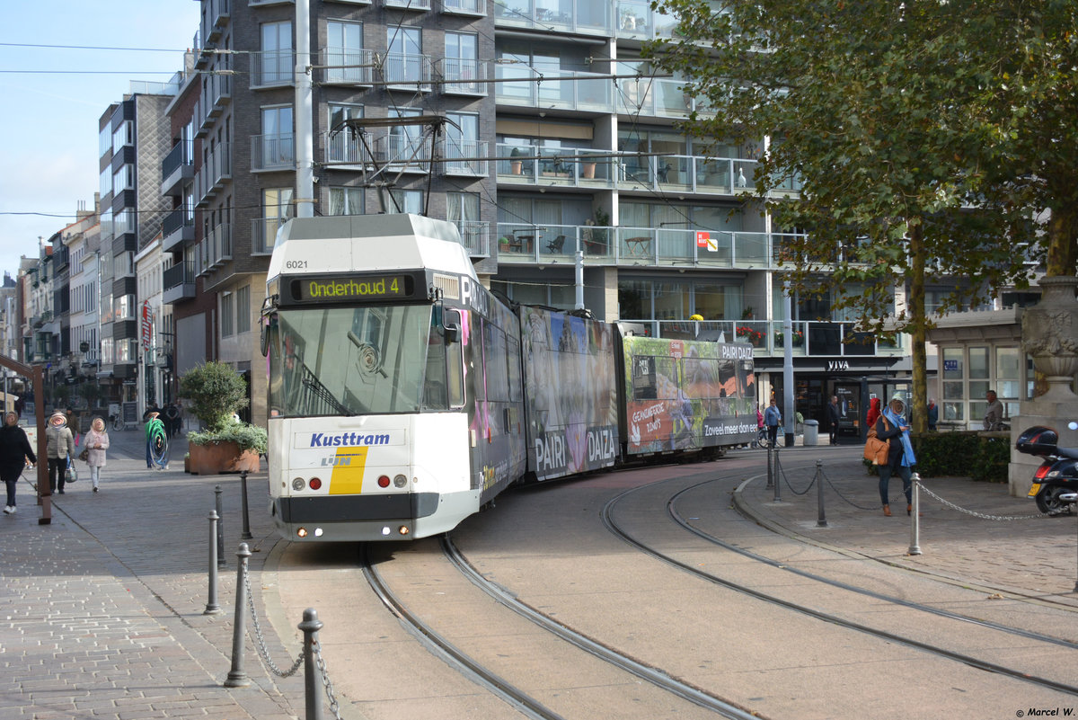 23.10.2018 / Belgien - Oostende / De Kusttram (De Lijn) / 6021.